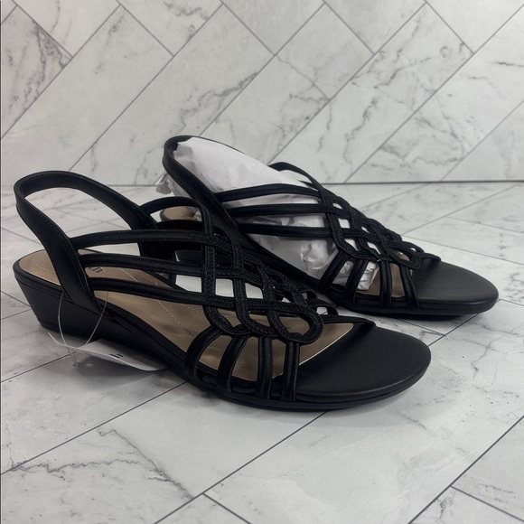 NWT East 5th Womens Reno Black Textile Slingback Strap Wedge Sandals Size 8M - Picture 4 of 9